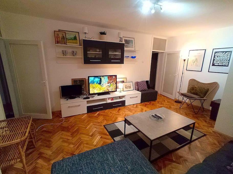 Apartment Parkwest Arena Lux